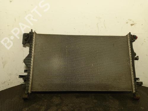 Used Water radiator Water radiator VAUXHALL INSIGNIA Mk I (A) Sports Tourer (G09) 1.6 CDTI (35) (136 hp) 40326138 40326138