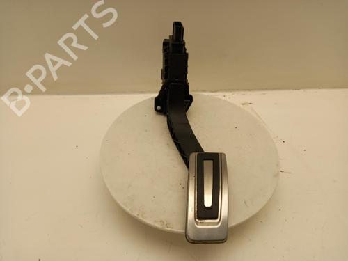 pedal-audi-q2-gab-gag-2016-40305539 main image