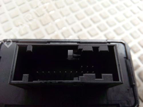 Used Engine control unit (ECU) Engine control unit (ECU) MERCEDES-BENZ G-CLASS (W463) G 63 AMG (463.273) (544 hp) 40347637 40347637