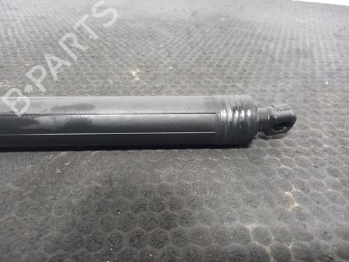 Tailgate lift support PORSCHE MACAN (95B) 2.0 (95BAU1) | BP40330777C138 - Image 2