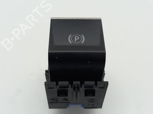 switch-vauxhall-mokka-2020-40310870 main image