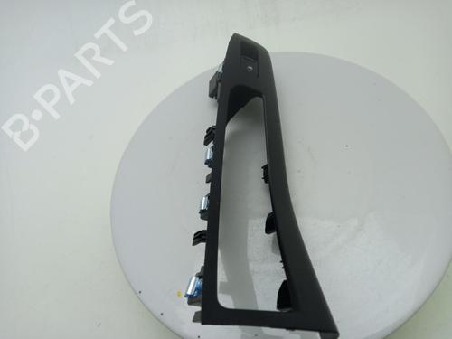 switch-ford-fiesta-vii-hj-hf-2017-40321615 main image