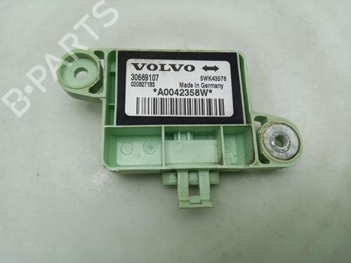 Used Engine control unit (ECU) Engine control unit (ECU) ASTON MARTIN VANTAGE Volante 4.7 V8 (426 hp) 40341630 40341630