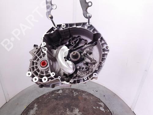 gearbox-jeep-renegade-suv-bu-b1-bv-2014-40306169 main image