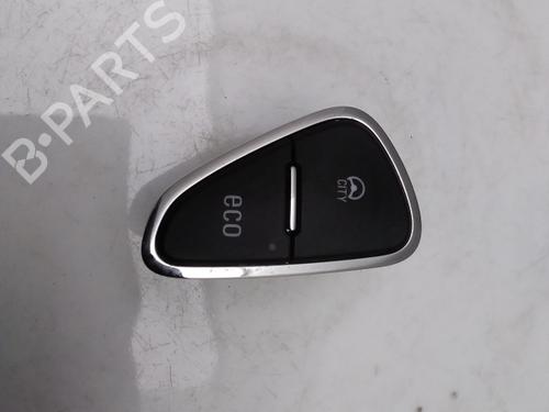 Used Switch Switch VAUXHALL CORSA Mk IV (E) (X15) 1.0 (90 hp) 40347184 40347184