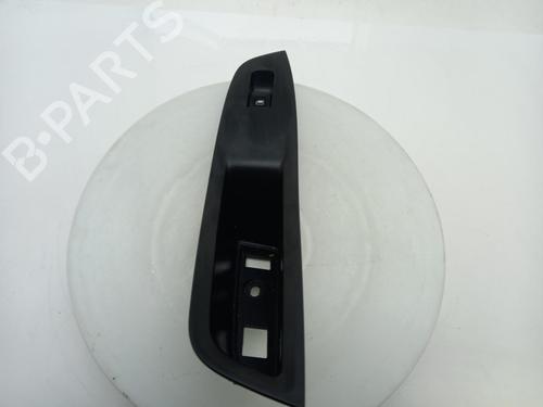 switch-mg-mg-zs-suv-azs1-2017-40520690 main image