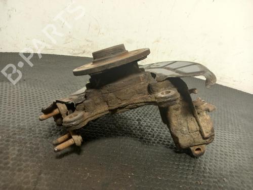 Used Right front steering knuckle Right front steering knuckle VW GOLF VI (5K1) 2.0 TDI (140 hp) 40332991 40332991
