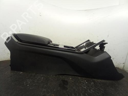 Used Middle console Middle console LAND ROVER RANGE ROVER VELAR (L560) 2.0 D180 TD4 4x4 (180 hp) 40307456 40307456