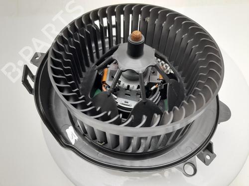 Used Heater blower motor Heater blower motor SEAT LEON ST (5F8) 1.2 TSI (105 hp) 40313198 40313198