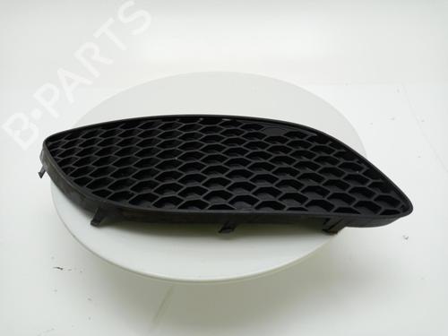 Used Grille Grille VAUXHALL ZAFIRA Mk II (B) (A05) 1.6 (115 hp) 40342388 40342388