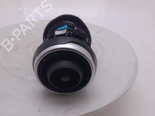 air-vent-nissan-juke-f16_-2019-40302879 main image