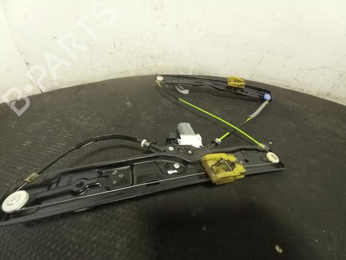 Front right window mechanism JAGUAR F-PACE (X761) 2.0 TD4 AWD | BP40312056C23 - Image 1