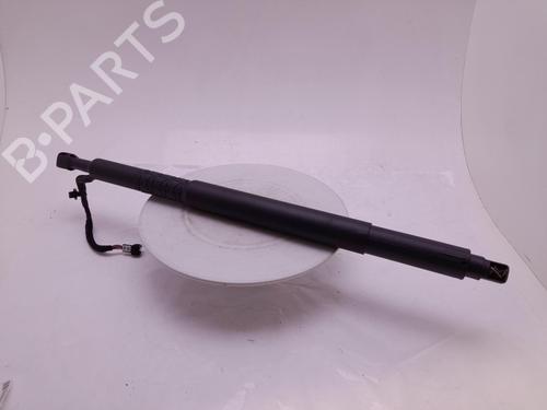 tailgate-lift-support-bmw-6-gran-turismo-g32-2017-40314640 main image