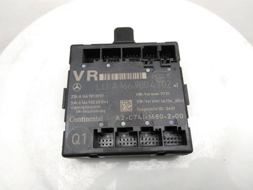 Used Engine control unit (ECU) Engine control unit (ECU) MERCEDES-BENZ CLA Coupe (C117) CLA 220 CDI / d (117.303) (170 hp) 40520489 40520489