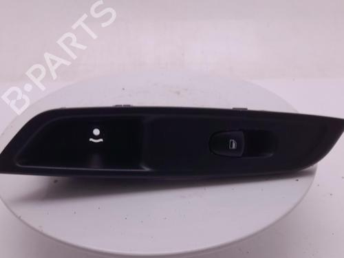 switch-nissan-micra-v-k14-2016-40300525 main image