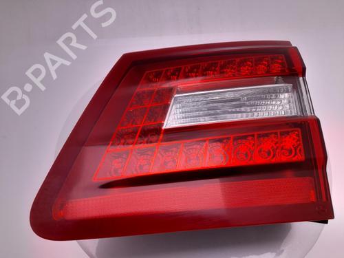 right-taillight-mercedes-benz-e-class-t-model-s212-2009-2010-2011-2012-2013-2014-2015-2016-40326942 main image