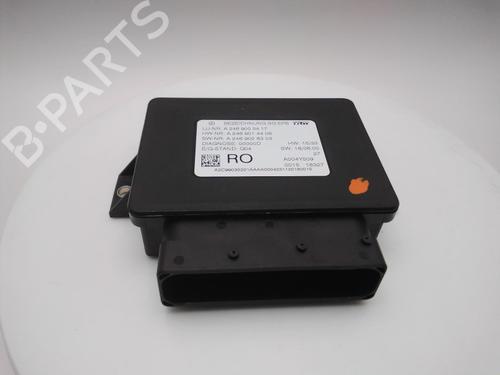 Used Engine control unit (ECU) Engine control unit (ECU) MERCEDES-BENZ SLC (R172) AMG SLC 43 (172.466) (367 hp) 40346981 40346981