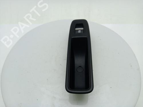 Used Switch Switch RENAULT ARKANA I (LCM_, LDN_) 1.6 E-TECH 145 (LDMU) (143 hp) 40319118 40319118