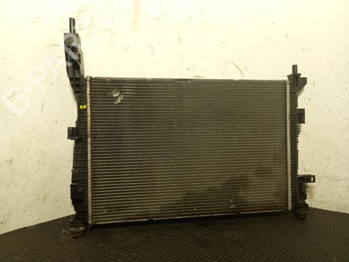 water-radiator-ford-focus-iii-2010-2011-2012-2013-2014-2015-2016-2017-2018-2019-2020-40331108 main image