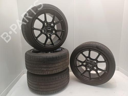 Used Wheel set Wheel set ASTON MARTIN DBX 4.0 (551 hp) 40343917 40343917