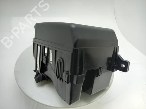 fuse-box-kia-sportage-iii-sl-2009-2010-2011-2012-2013-2014-2015-2016-2017-40327418 main image