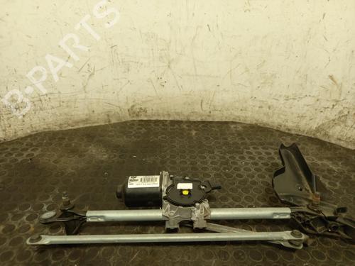 front-wiper-motor-bmw-3-f30-f80-2011-2012-2013-2014-2015-2016-2017-2018-40318941 main image