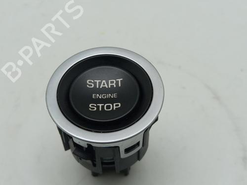 switch-land-rover-range-rover-velar-l560-2017-40315200 main image