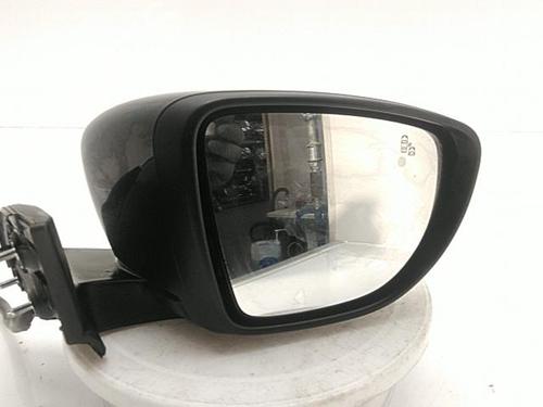 right-mirror-nissan-leaf-ze1-2017-40342954 main image