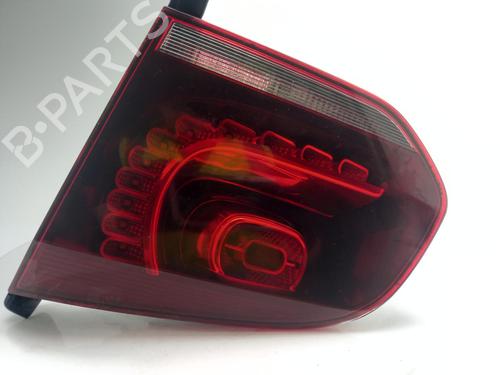 right-taillight-vw-golf-vi-convertible-517-2011-2012-2013-2014-2015-2016-2017-40327978 main image