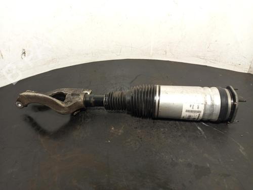 right-front-shock-absorber-land-rover-discovery-v-l462-2016-40340388 main image