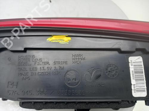 Right taillight SKODA KAROQ (NU7, ND7) 1.5 TSI | BP40321658C35 - Image 5
