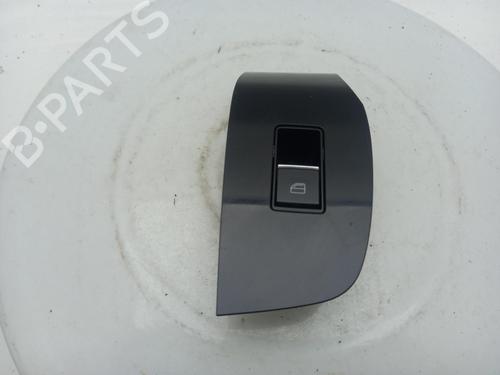 switch-mazda-cx-30-dm-2019-40314654 main image