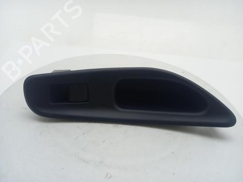 Used Switch Switch TOYOTA YARIS (_P21_, _PA1_, _PH1_) 1.5 Hybrid (MXPH13) (131 hp) 40302040 40302040