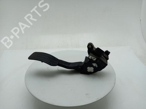pedal-nissan-pulsar-hatchback-c13-2014-40308515 main image