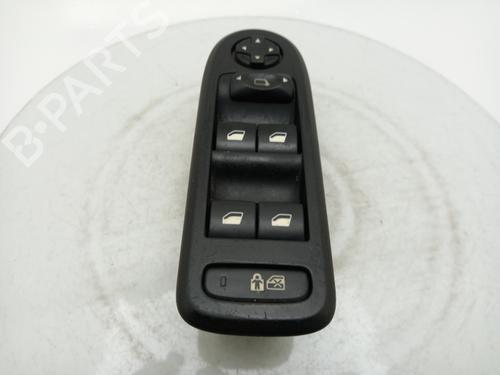 Used Switch Switch PEUGEOT 508 I (8D_) 2.0 HDi (163 hp) 40339527 40339527