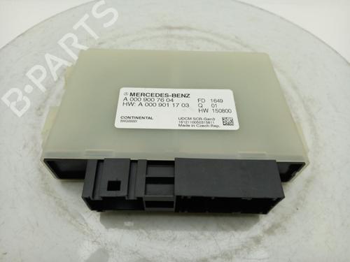 Used Engine control unit (ECU) Engine control unit (ECU) MERCEDES-BENZ E-CLASS T-Model (S213) E 220 d (213.204) (194 hp) 40339200 40339200