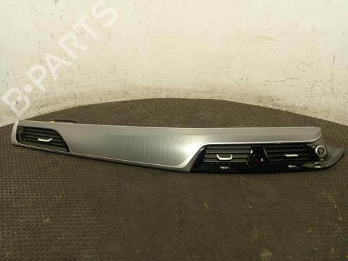 air-vent-bmw-6-gran-turismo-g32-2017-40314637 main image