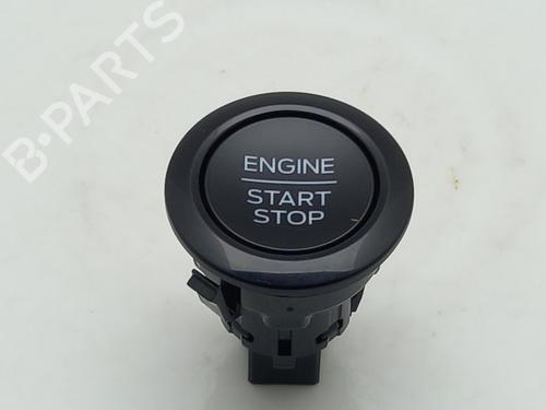 switch-ford-fiesta-vii-van-2018-40324822 main image