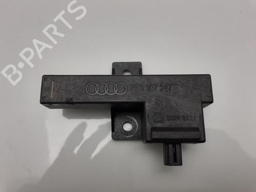 Used Engine control unit (ECU) Engine control unit (ECU) AUDI A5 Convertible (8F7) RS5 quattro (450 hp) 40344384 40344384