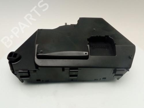 Used Engine control unit (ECU) Engine control unit (ECU) MERCEDES-BENZ S-CLASS (W220, V220) S 500, S 500 L (220.075, 220.175, 220.875) (306 hp) 40347356 40347356