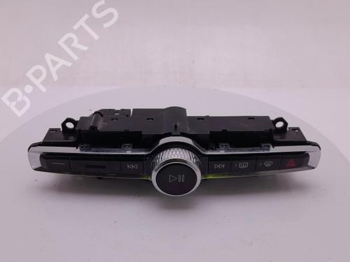 switch-volvo-xc60-ii-246-2017-40302063 main image