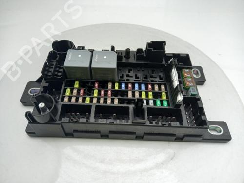 fuse-box-land-rover-range-rover-evoque-l551-2018-40333145 main image