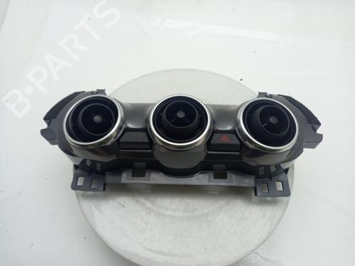 air-vent-nissan-juke-f16_-2019-40316887 main image