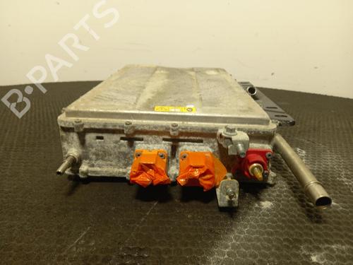 inverterconverter-land-rover-defender-station-wagon-l663-2019-40329775 main image