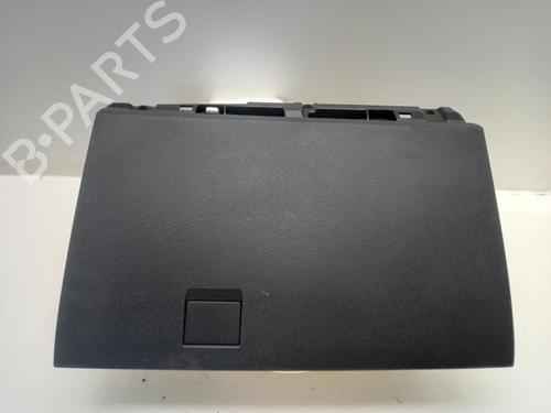 Used Glove box Glove box CITROËN C4 III (BA_, BB_, BC_) 1.2 PureTech 130 (BAHNSA, BAHNSB) (130 hp) 40305906 40305906