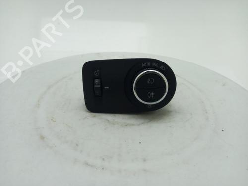 Used Headlight switch Headlight switch VAUXHALL GRANDLAND X / GRANDLAND (A18) 1.2 Turbo (75) (131 hp) 40333690 40333690