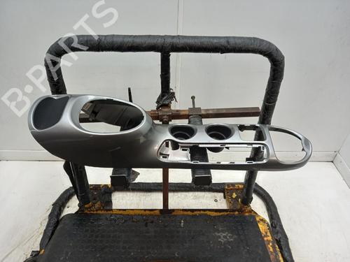 Used Middle console Middle console NISSAN JUKE (F15) 1.6 (117 hp) 40333960 40333960