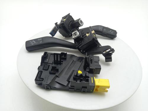 steering-column-stalk-vw-eos-1f7-1f8-2006-2007-2008-2009-2010-2011-2012-2013-2014-2015-40333552 main image