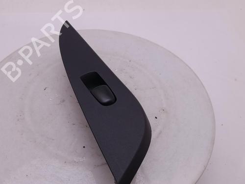 Used Switch Switch NISSAN PULSAR Hatchback (C13) 1.2 DIG-T (115 hp) 40303040 40303040