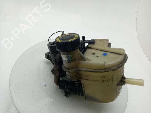Used Steering pump Steering pump MAZDA RX-7 III (FD) 1.3 Twin Turbo (FD3S, FD1031) (239 hp) 40322274 40322274